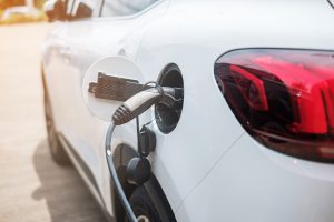 cargar un coche el&eacute;ctrico